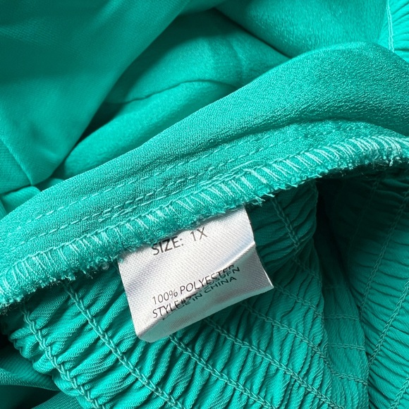 Fashion Nova Vibrant Teal Off-Shoulder Crop Top - Picture 10 of 10